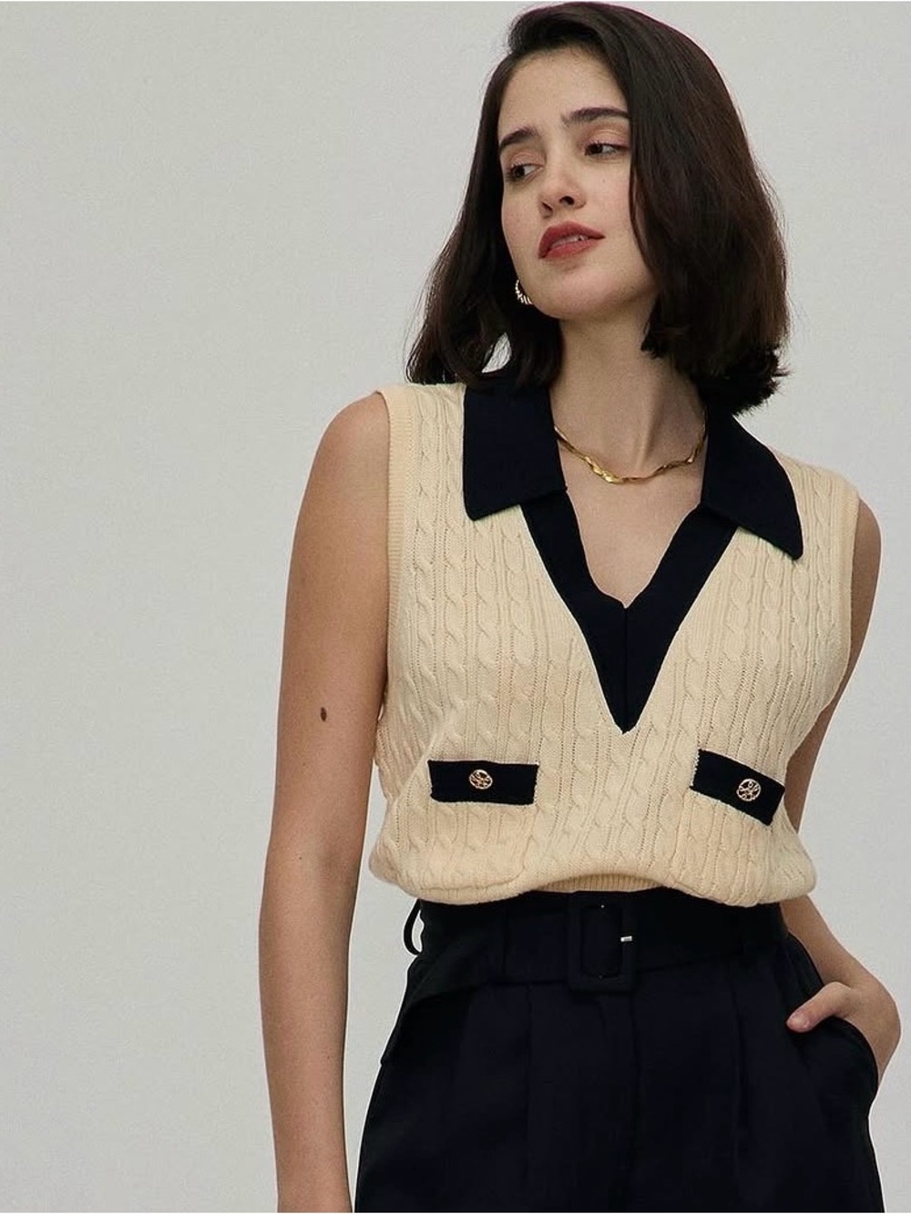 Cider Cream Cable Knit Sleeveless Vest with Black Trim
